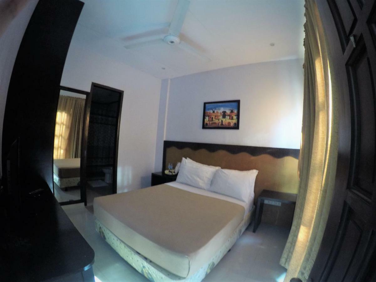 G'S Grand Resort And Convention Center Panglao Exterior photo